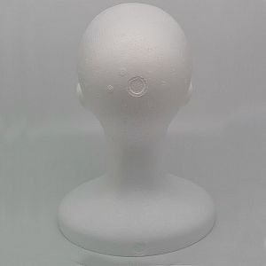 Model polystyrénovej hlavy