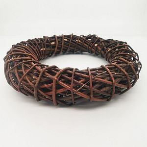 Proutěný věnec 30 cm hnědý, silné proplétání