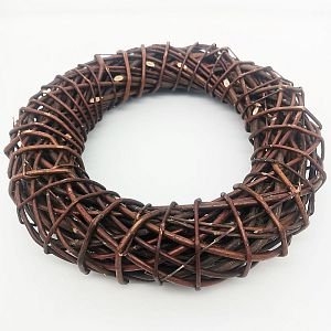 Věnec proutěný hnědý silné proplétaní 27 cm