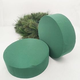 Cylinder z aranžovací hmoty na živé květiny 22 x 7 cm