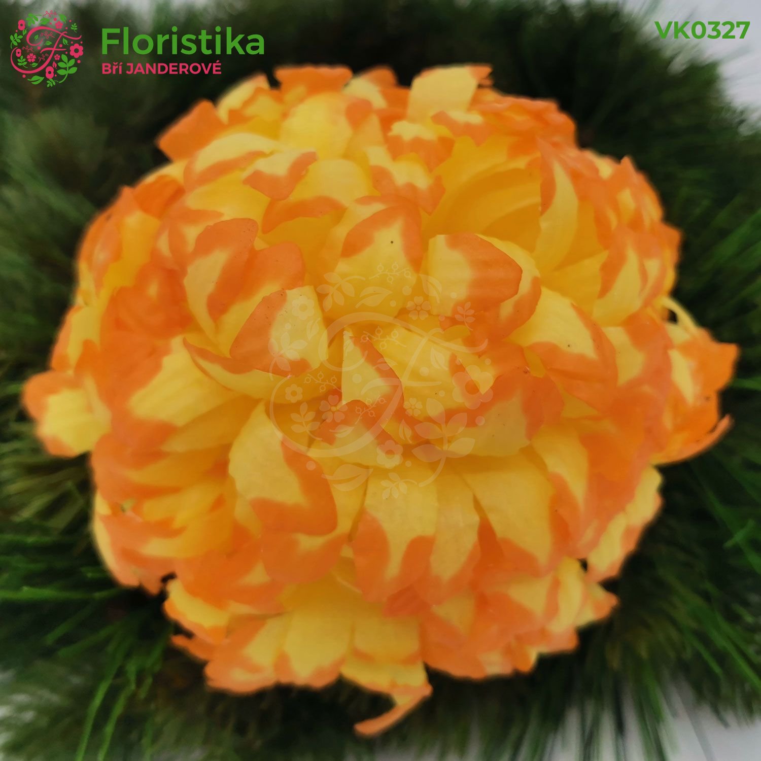 Papírový povoskovaný květ chryzantémy