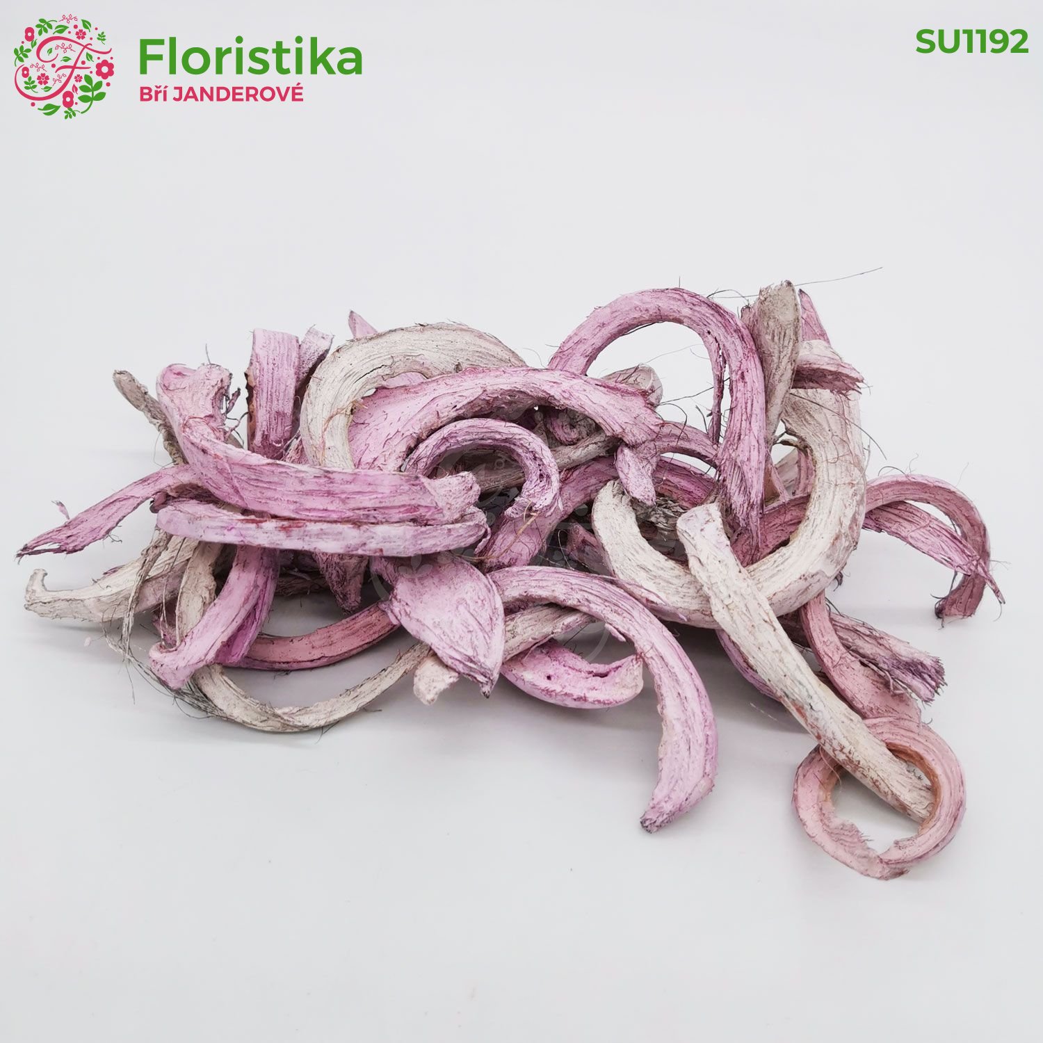 Přírodní kokosové proužky Coco strip, frosted pink – 5–10 cm (balení 250 g)